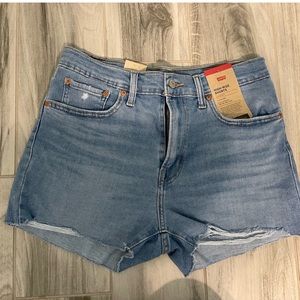 Levi’s original style high rise jean shorts - size 30 - NWT